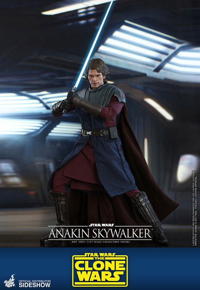 Figura coleccionista Anakin Skywalker 1/6 con capa y base expositora.
