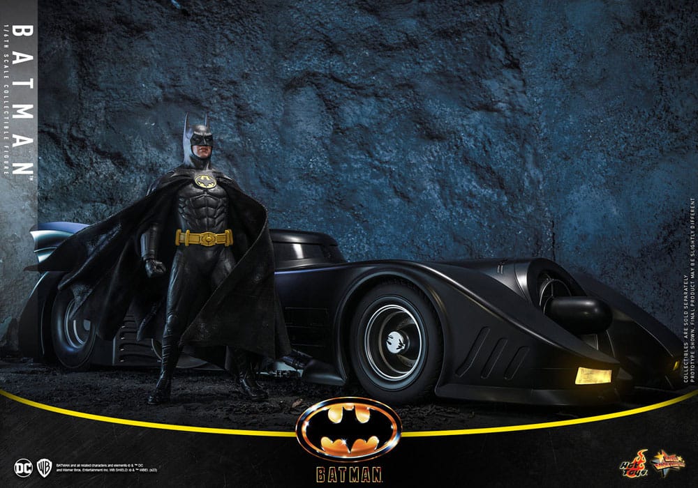 Escena Batman y Batmóvil Hot Toys en cueva con luz ambiental