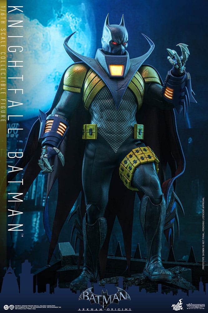 Detalle de la figura Knightfall Batman con capa y armadura de Hot Toys