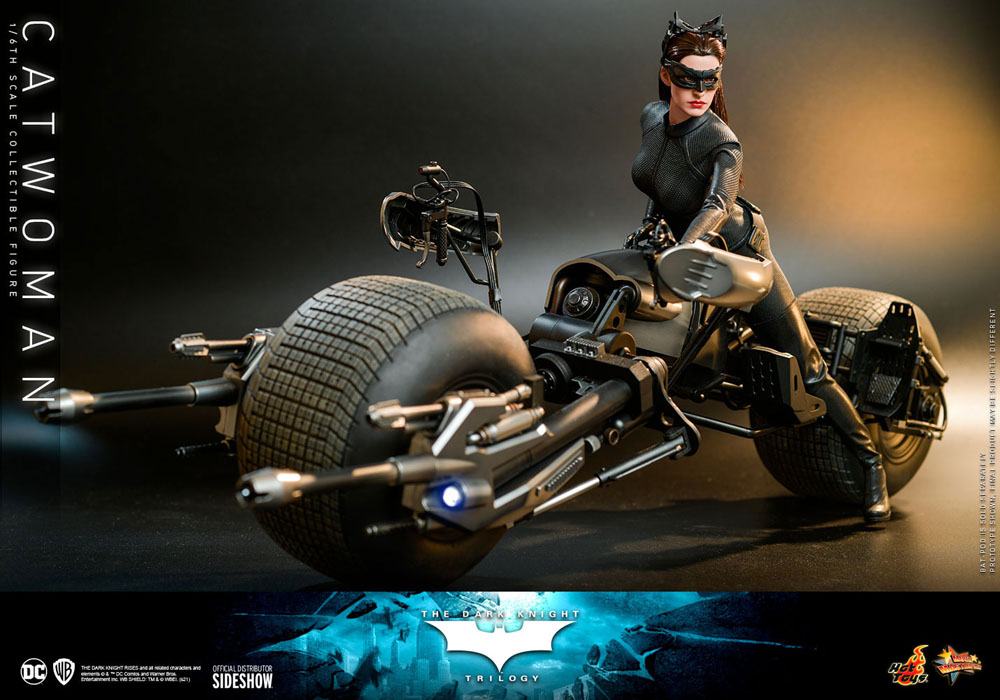 Primer plano del rostro de Catwoman con esculpido de Anne Hathaway catwoman the dark knight trilogy figura 1/6 29cm hot toys movie masterpiece.