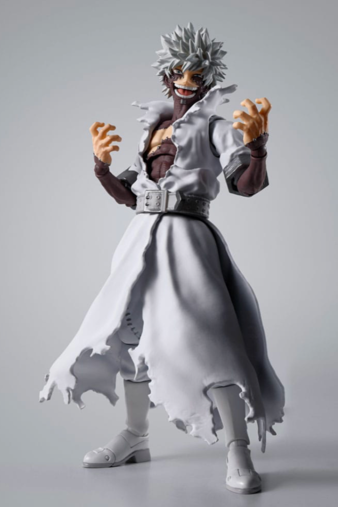 Figura Dabi 16 cm S.H. Figuarts con pose principal y detalles en fuego azul.