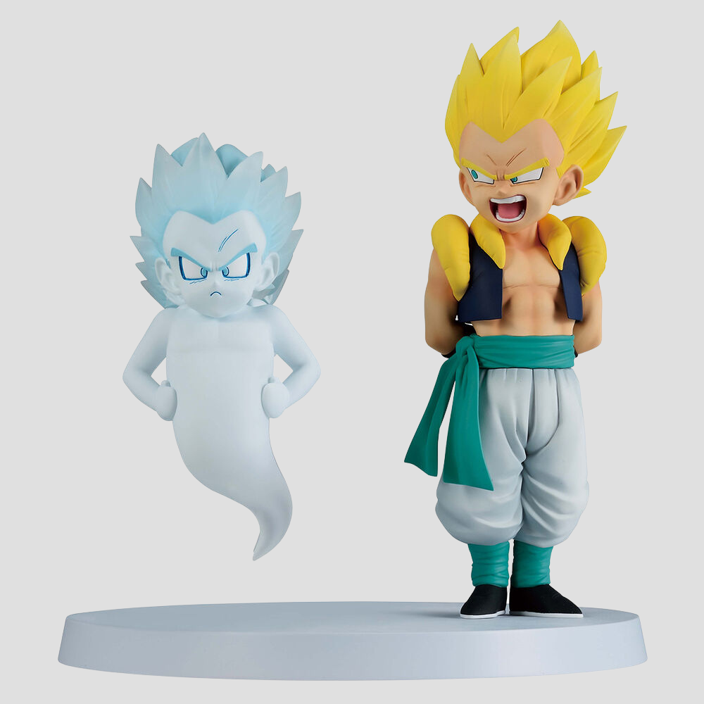 Vista lateral del fantasma de Gotenks junto al personaje en figura Ichibansho.