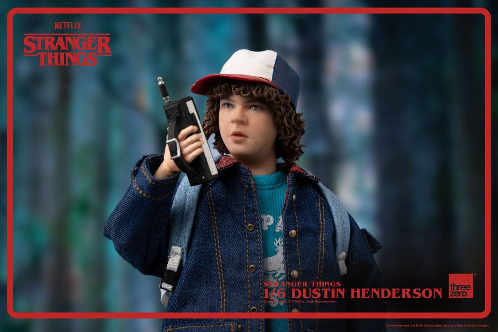Figura articulada Dustin Henderson Stranger Things 1/6 con gorra y linterna