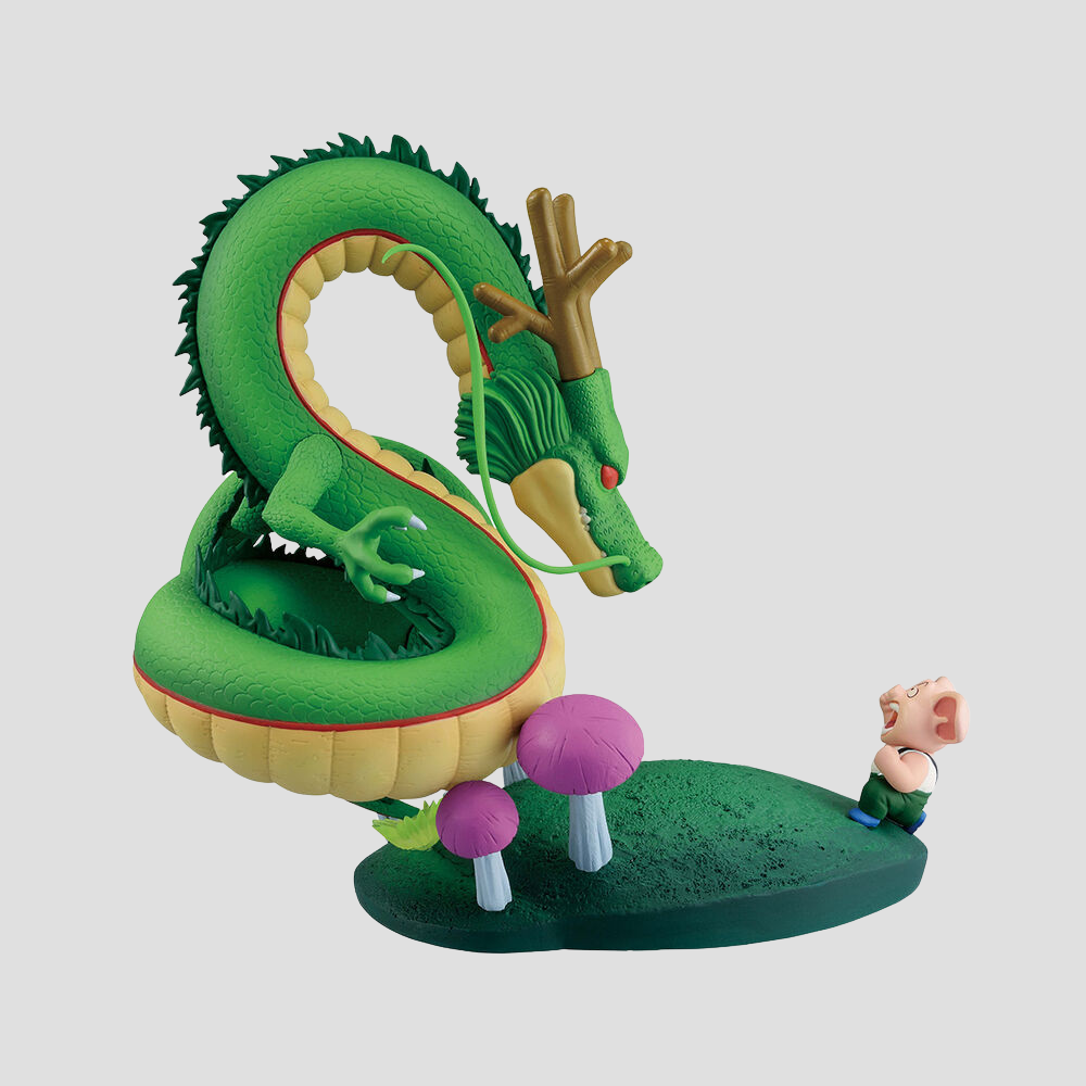 Detalle de Shenron con base vegetal y Oolong sobre la plataforma.