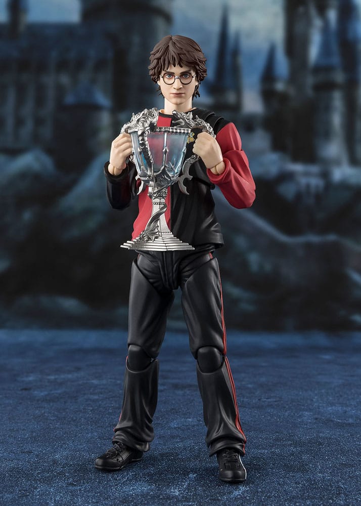 Detalle de Harry Potter con varita en mano – Tamashii Nations 14 cm
