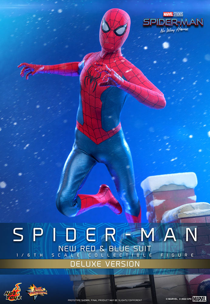 Figura articulada Spider-Man No Way Home con traje clásico en pose dinámica.