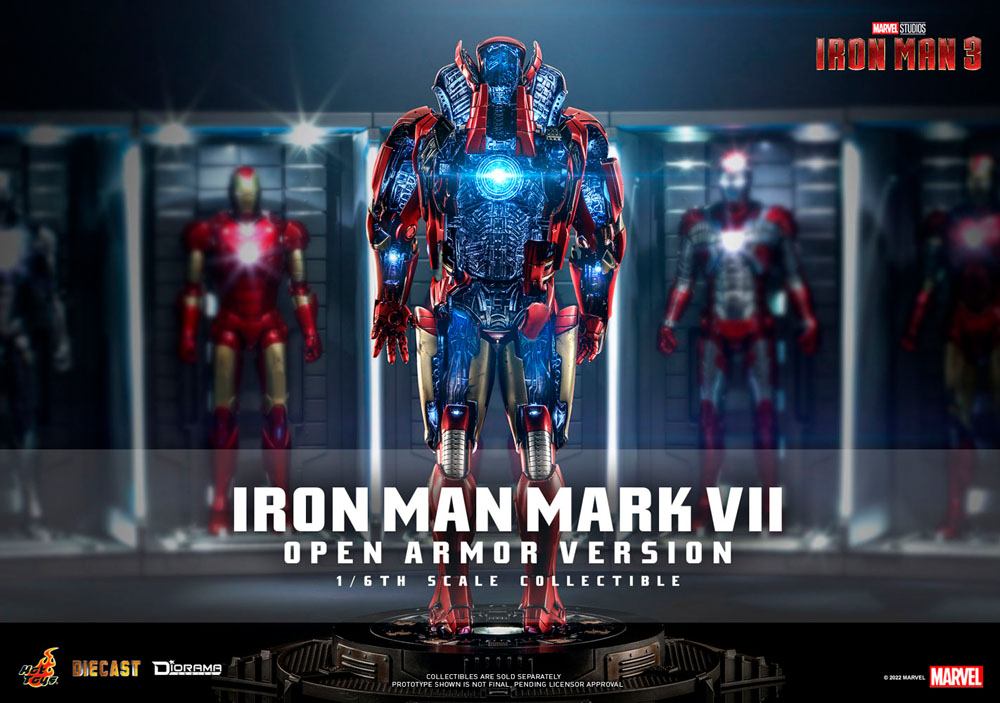 Vista trasera y paneles abiertos de la armadura Iron Man Mark VII β Hot Toys