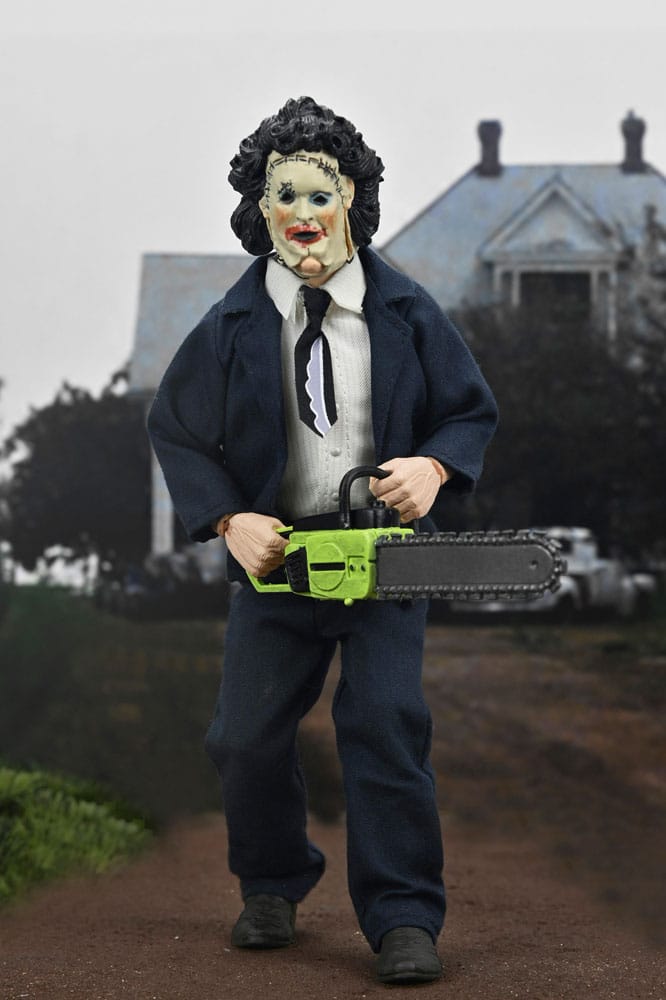 Figura articulada de Leatherface con cuchillo y delantal de tela real.