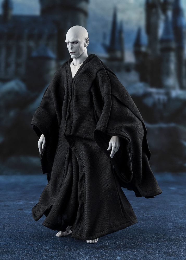 Figura de Lord Voldemort articulada con túnica negra – 15 cm
