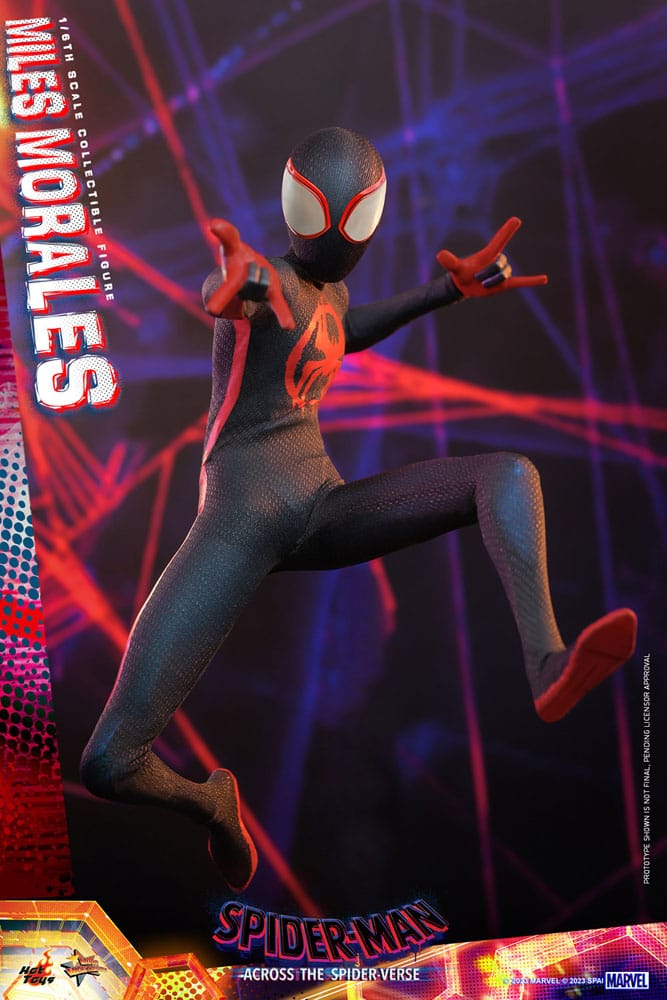 Figura articulada 1/6 de Miles Morales con ropa real basada en Spider-Man: Cruzando el Multiverso