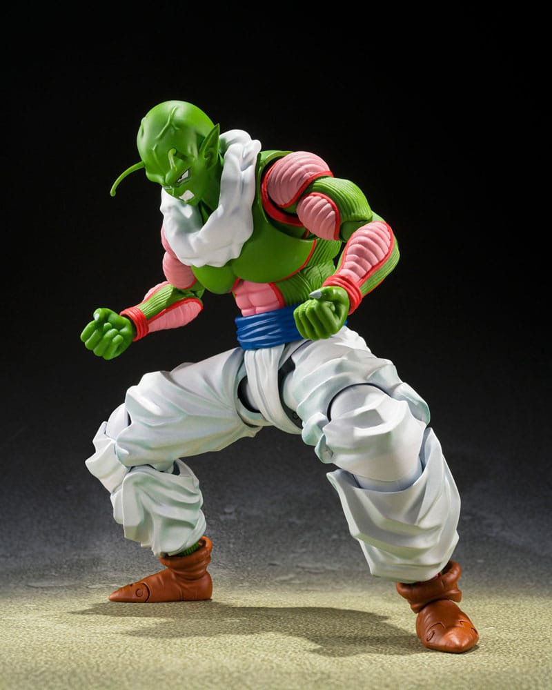 Nail en pose de ataque – figura articulada Dragon Ball Bandai.
