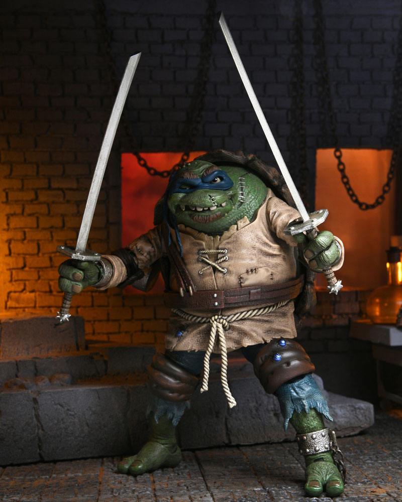 Figura coleccionista Leonardo NECA 18 cm Universal Monsters x TMNT.