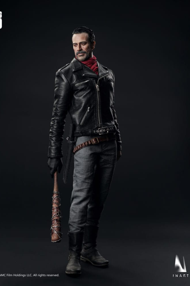 Figura 1/6 de Negan Smith INART frontal con detalles realistas