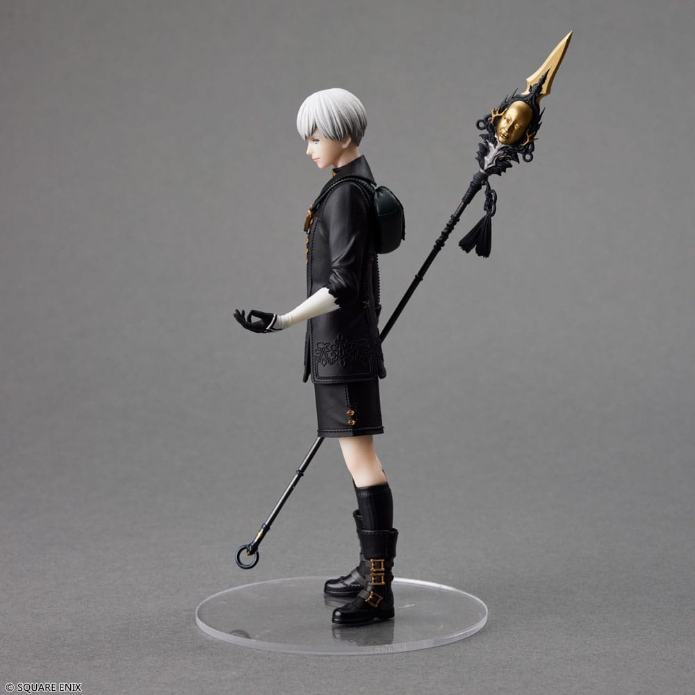 Figura PVC 9S NieR Automata sin visor en pose dinámica.
