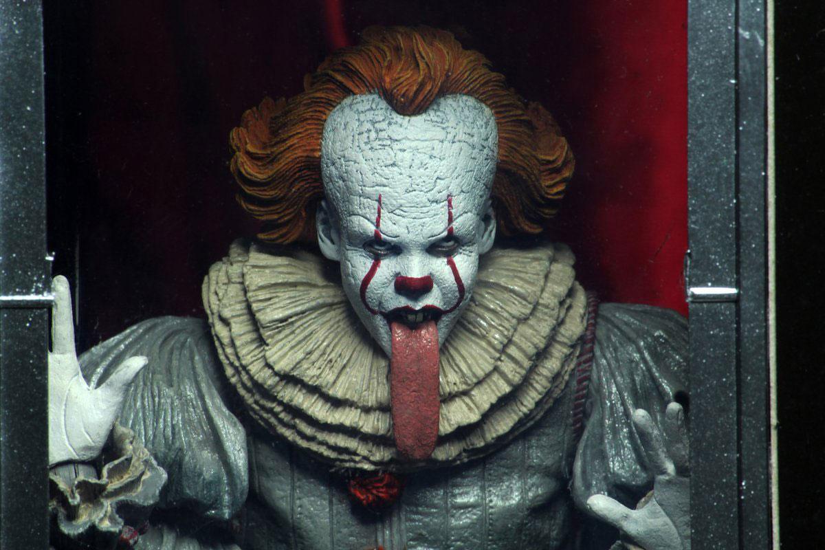 Pennywise figura de colección NECA Ultimate 18 cm IT Capítulo 2.
