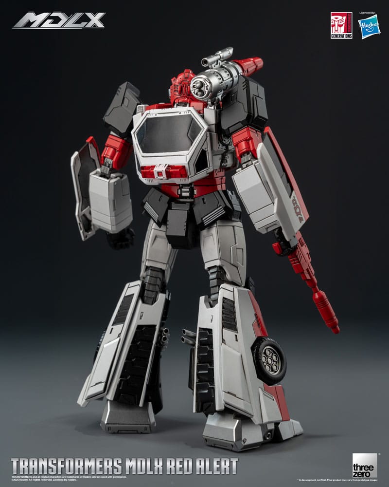 Red Alert en pose dinámica con cañón montado, figura compacta Transformers MDLX.