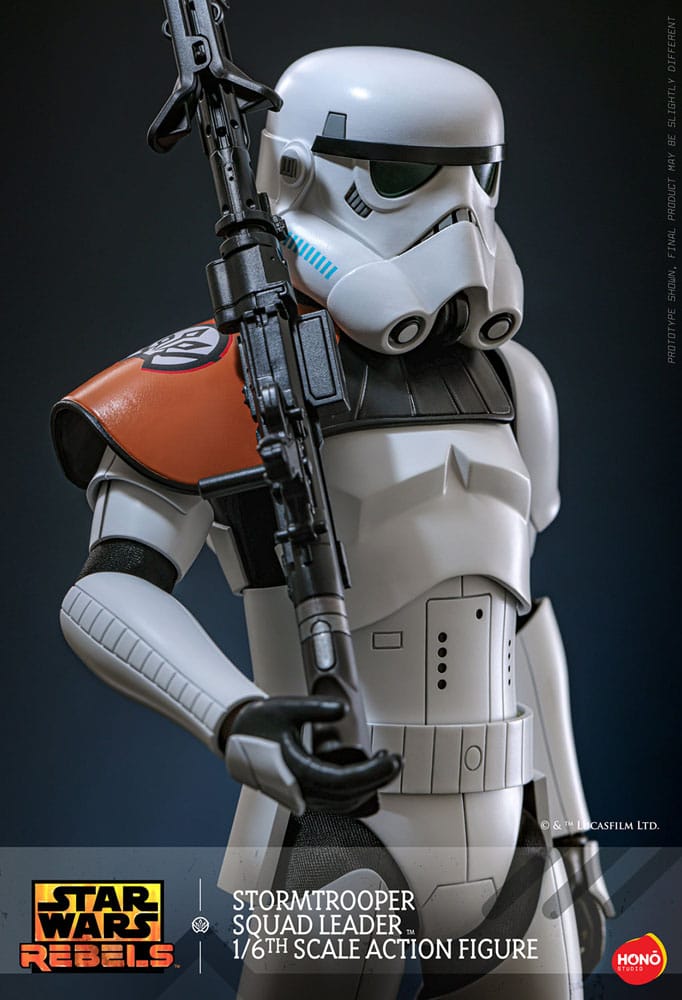 Detalle de la figura y caja coleccionista Stormtrooper Squad Leader – Hono Studio