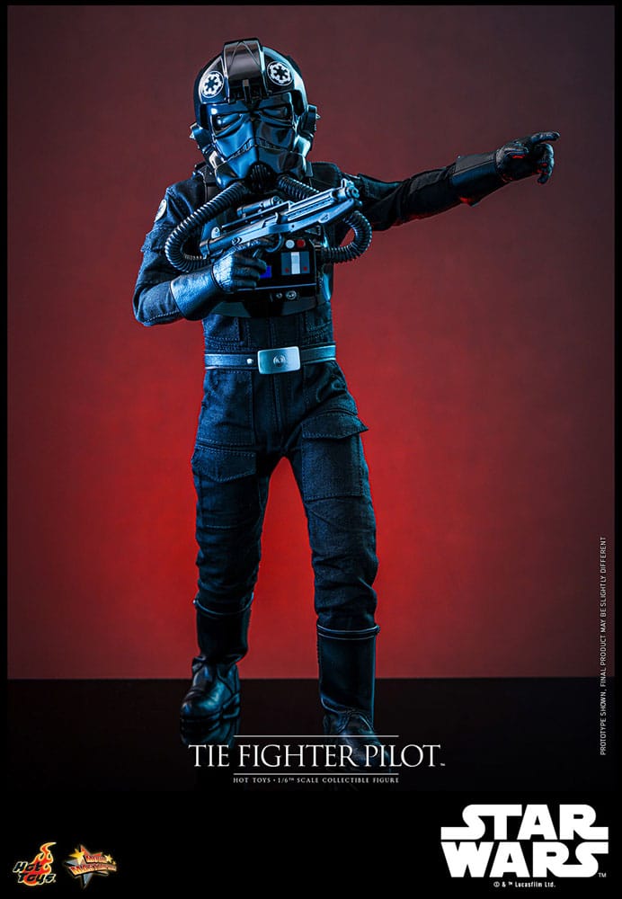 Figura articulada TIE Fighter Pilot Hot Toys 32 cm con base expositora