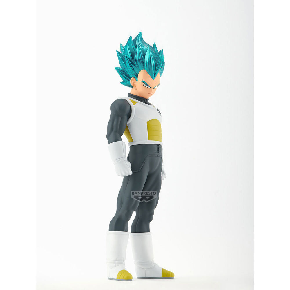 Figura Vegeta Dragon Ball Super con armadura moderna en pose seria