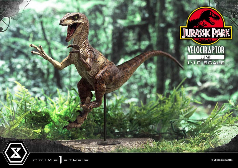 Figura Prime 1 Studio Velociraptor Jump Jurassic Park en pose dinámica.