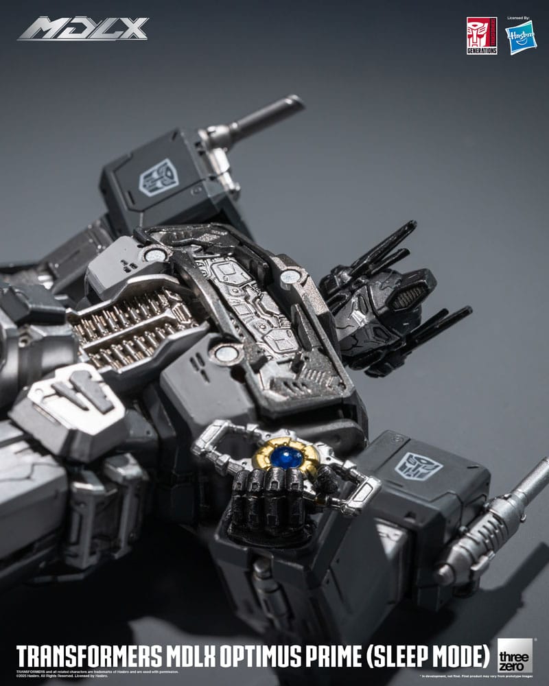 OPTIMUS PRIME (SLEEP MODE) – FIGURA MDLX 18 CM (THREEZERO – TRANSFORMERS)