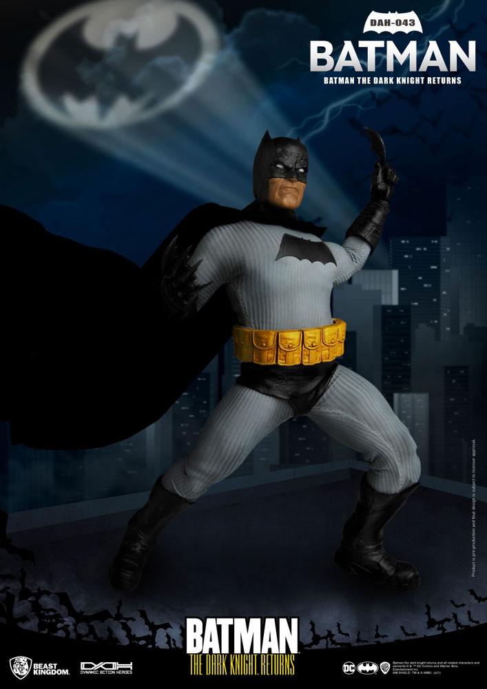 BATMAN THE DARK KNIGHT RETURNS – FIGURA 21 CM – BEAST KINGDOM – ESCALA 1/9