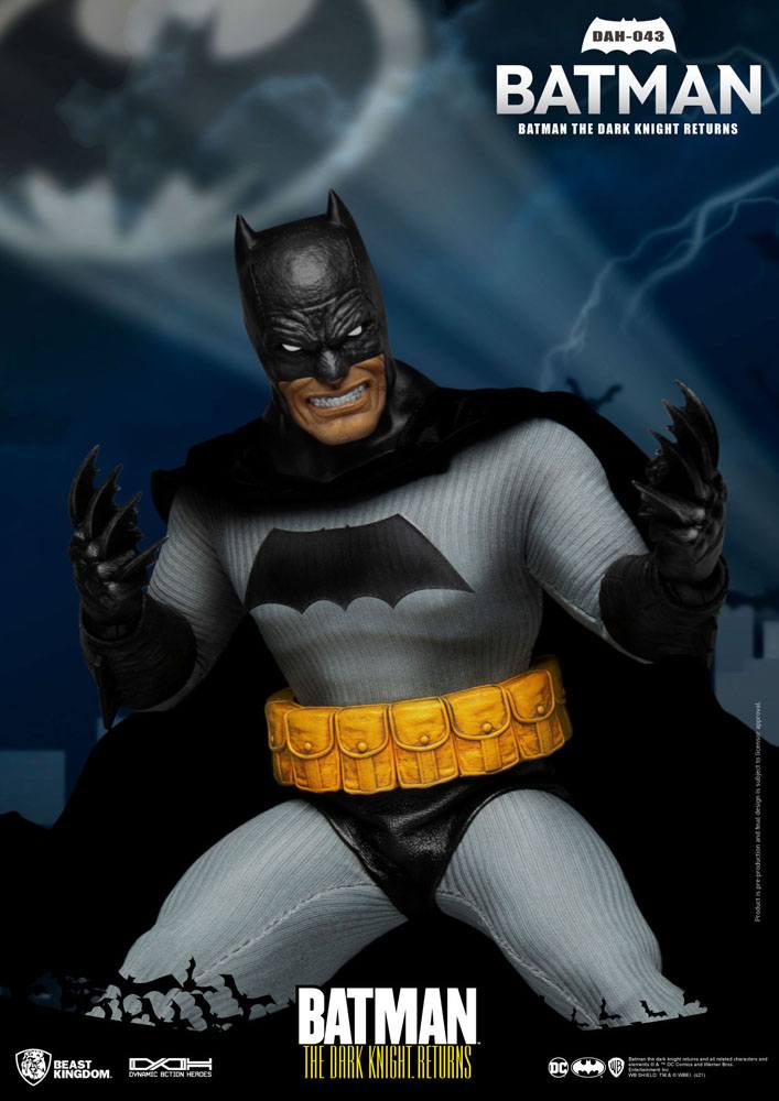 BATMAN THE DARK KNIGHT RETURNS – FIGURA 21 CM – BEAST KINGDOM – ESCALA 1/9