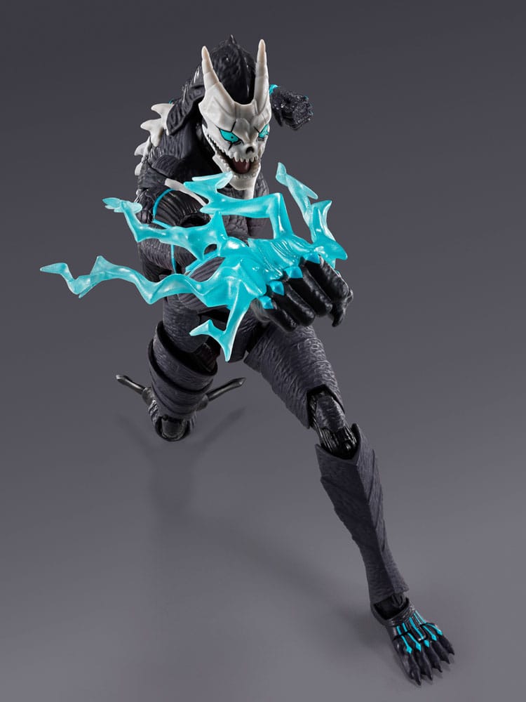 KAFKA HIBINO – FIGURA 16 CM (S.H. FIGUARTS – KAIJU NO. 8)