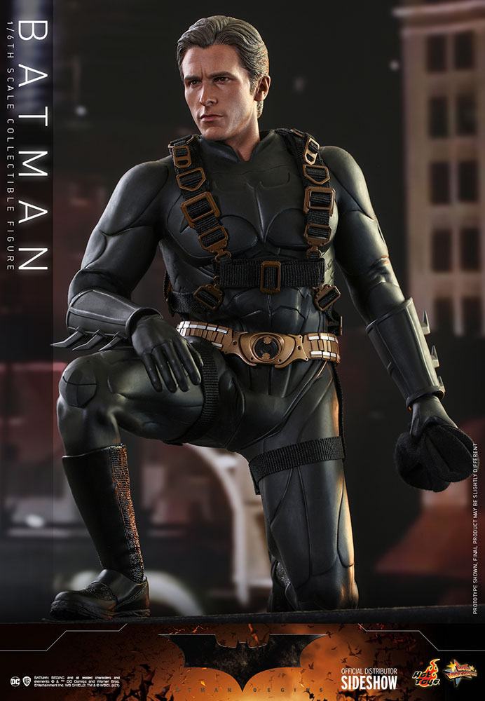 BATMAN BEGINS – MOVIE MASTERPIECE 1/6 FIGURE 32 CM (HOT TOYS – DC COMICS EXCLUSIVE)