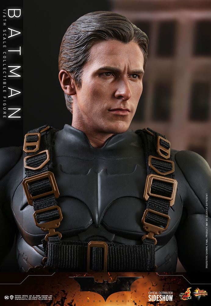 BATMAN BEGINS – MOVIE MASTERPIECE 1/6 FIGURE 32 CM (HOT TOYS – DC COMICS EXCLUSIVE)
