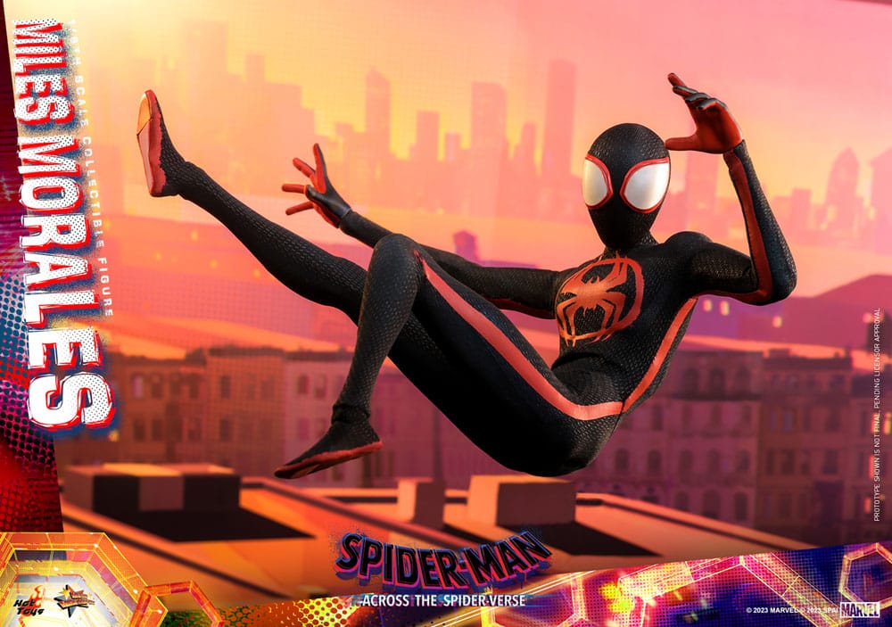 MILES MORALES - SPIDER-MAN: CRUZANDO EL MULTIVERSO - HOT TOYS FIGURA 1/6 ESCALA 29 CM