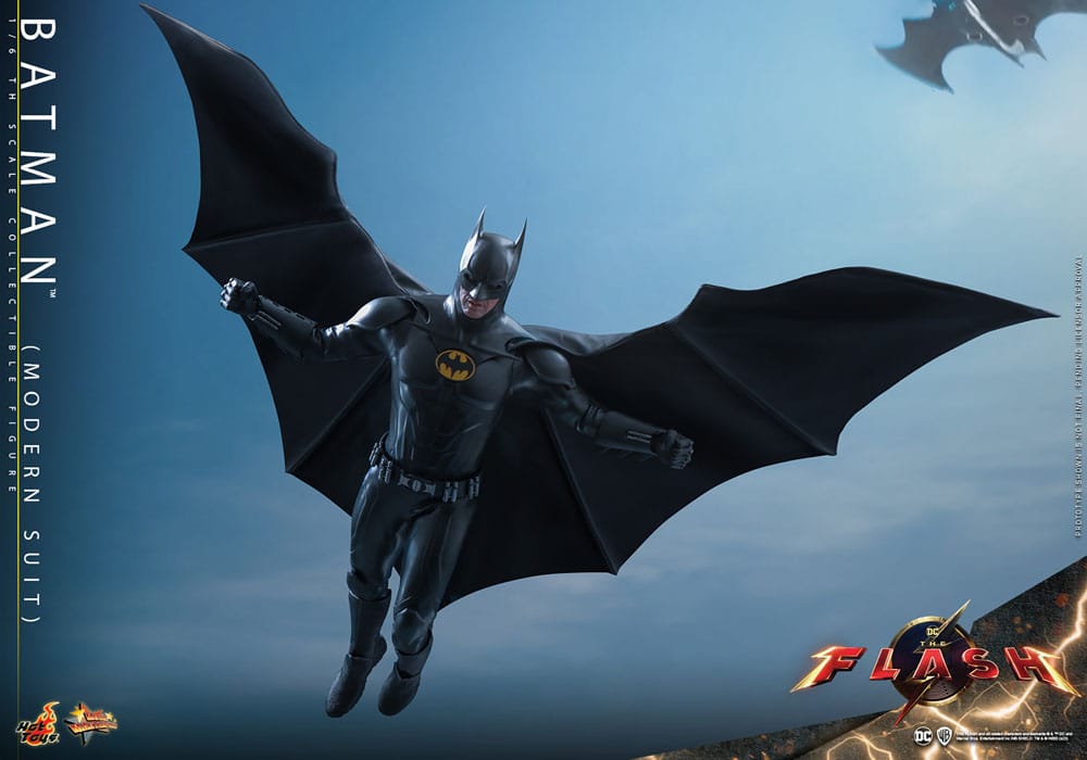 BATMAN (MODERN SUIT) – THE FLASH MOVIE MASTERPIECE 1/6 HOT TOYS 30 CM