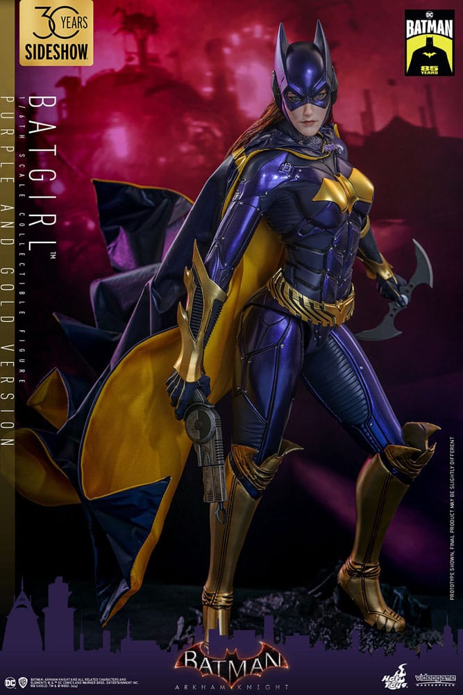 BATGIRL (PURPLE AND GOLD VERSION) EXCLUSIVE - FIGURA 1/6 ESCALA - HOT TOYS – BATMAN ARKHAM KNIGHT VIDEOGAME