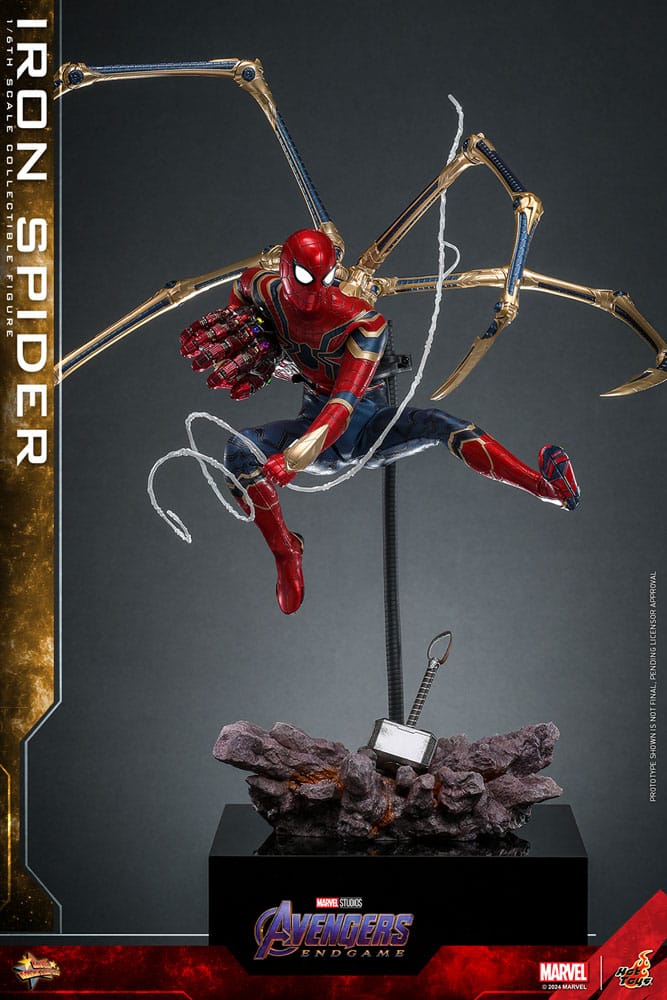 IRON SPIDER AVENGERS ENDGAME HOT TOYS