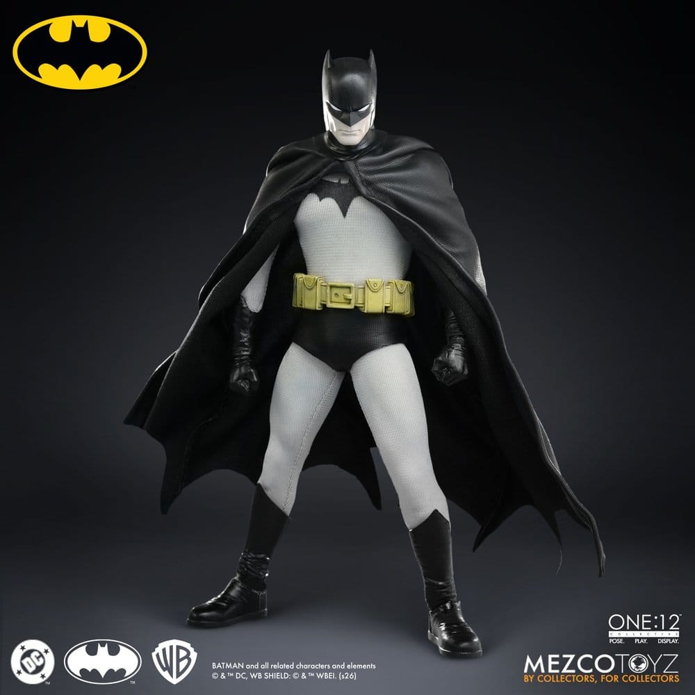 BATMAN YEAR ONE FIGURA 1/12 ONE:12 COLLECTIVE 17 CM MEZCO TOYZ