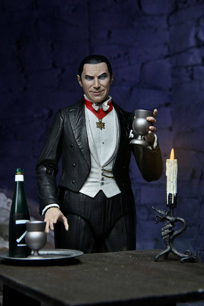 DRACULA (TRANSYLVANIA) – UNIVERSAL MONSTERS ULTIMATE FIGURA 18 CM (NECA – CLASSIC HORROR)