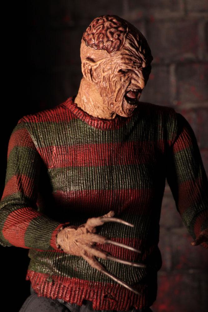 FREDDY KRUEGER – A NIGHTMARE ON ELM STREET 2 ULTIMATE FIGURE (18 CM) – NECA