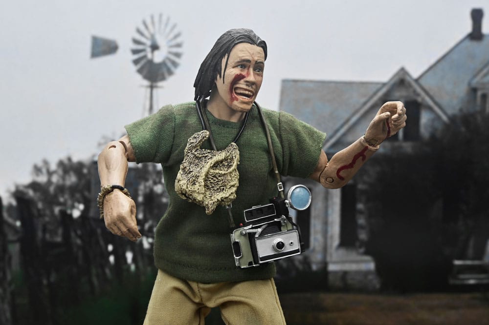 LA MATANZA DE TEXAS – FIGURA THE HITCHHIKER 50TH ANNIVERSARY CLOTHED – NECA 20 CM