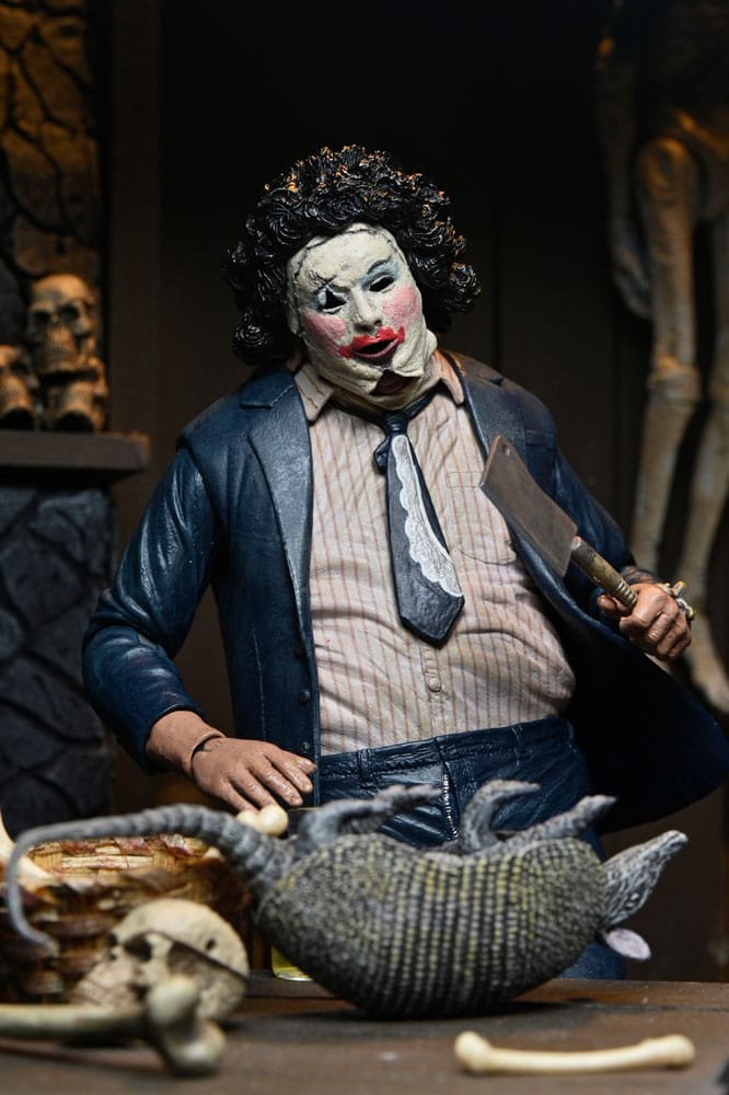 PRETTY WOMAN LEATHERFACE – FIGURA ULTIMATE 50TH ANNIVERSARY – LA MATANZA DE TEXAS NECA 18 CM NECA