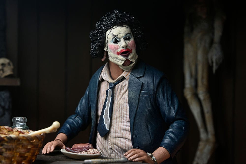 PRETTY WOMAN LEATHERFACE – FIGURA ULTIMATE 50TH ANNIVERSARY – LA MATANZA DE TEXAS NECA 18 CM NECA