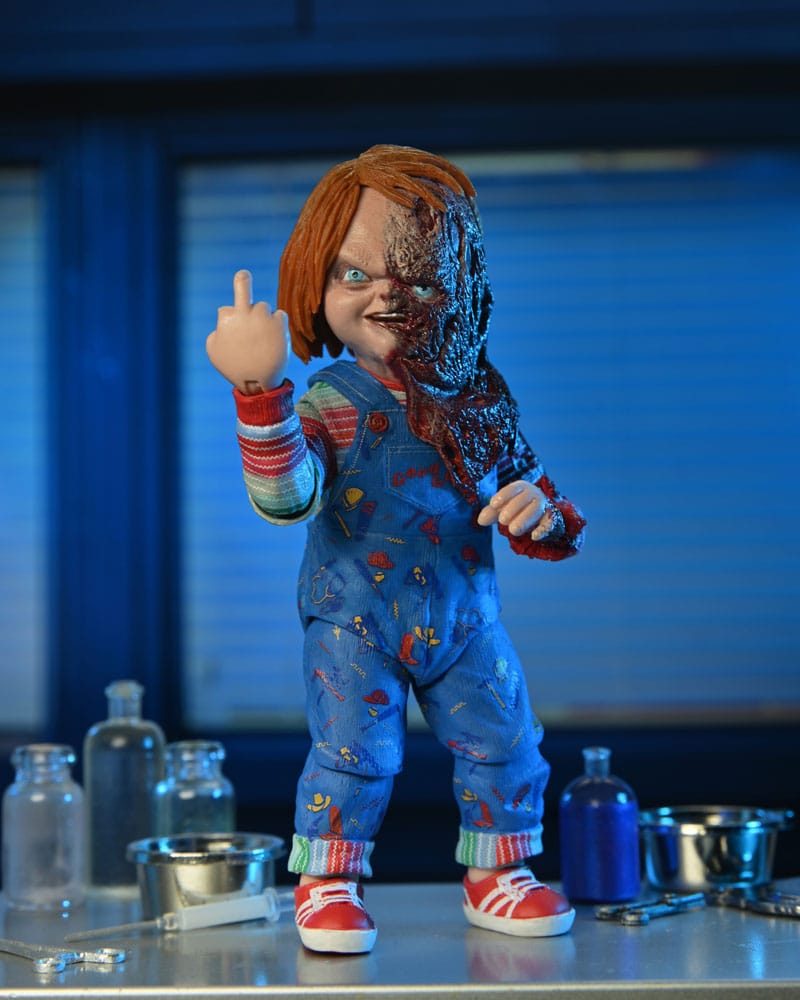 CHUCKY SERIE TV – FIGURA ULTIMATE NECA 18 CM – MUÑECO DIABÓLICO