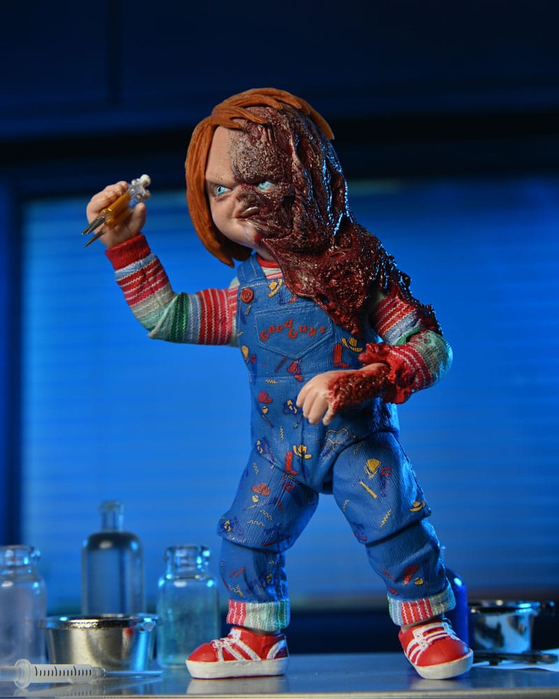 CHUCKY SERIE TV – FIGURA ULTIMATE NECA 18 CM – MUÑECO DIABÓLICO