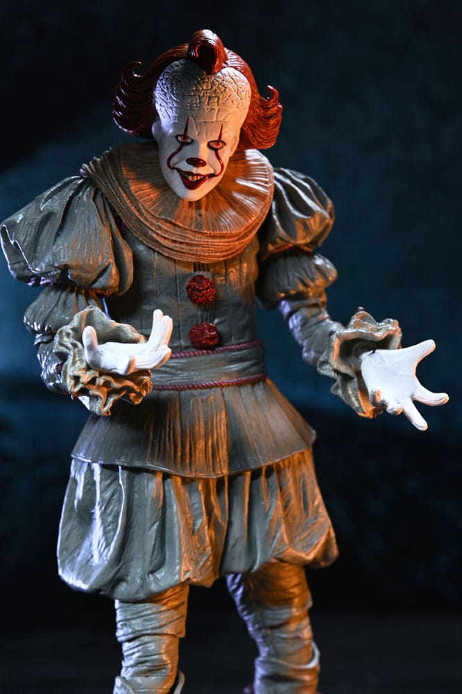 PENNYWISE – FIGURA ULTIMATE 18 CM (NECA – IT: WELCOME TO DERRY)