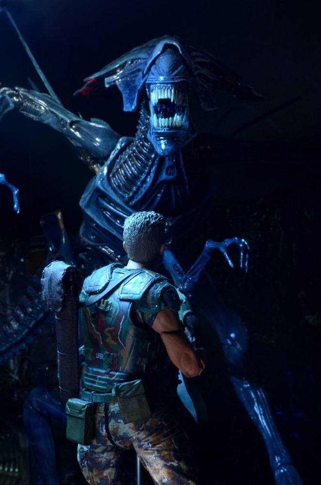 ALIEN QUEEN – FIGURA 38 CM (ULTRA DELUXE – NECA ALIENS: EL REGRESO)