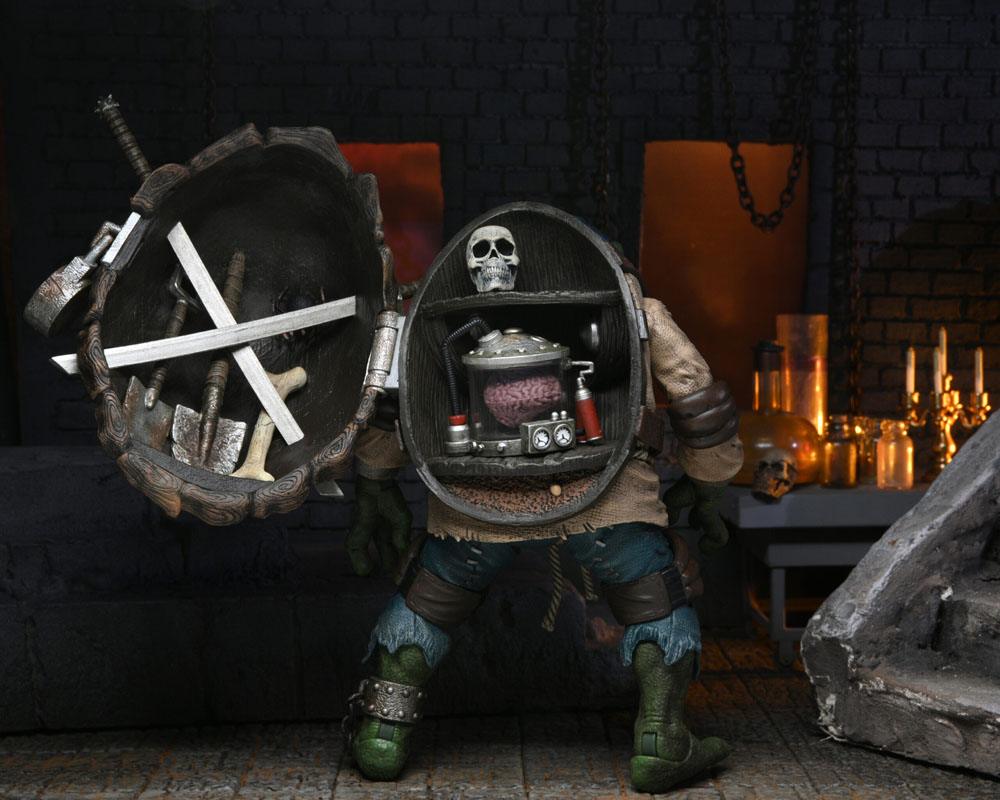 LEONARDO AS THE HUNCHBACK – UNIVERSAL MONSTERS x TEENAGE MUTANT NINJA TURTLES ULTIMATE FIGURA 18 CM (NECA – TMNT)