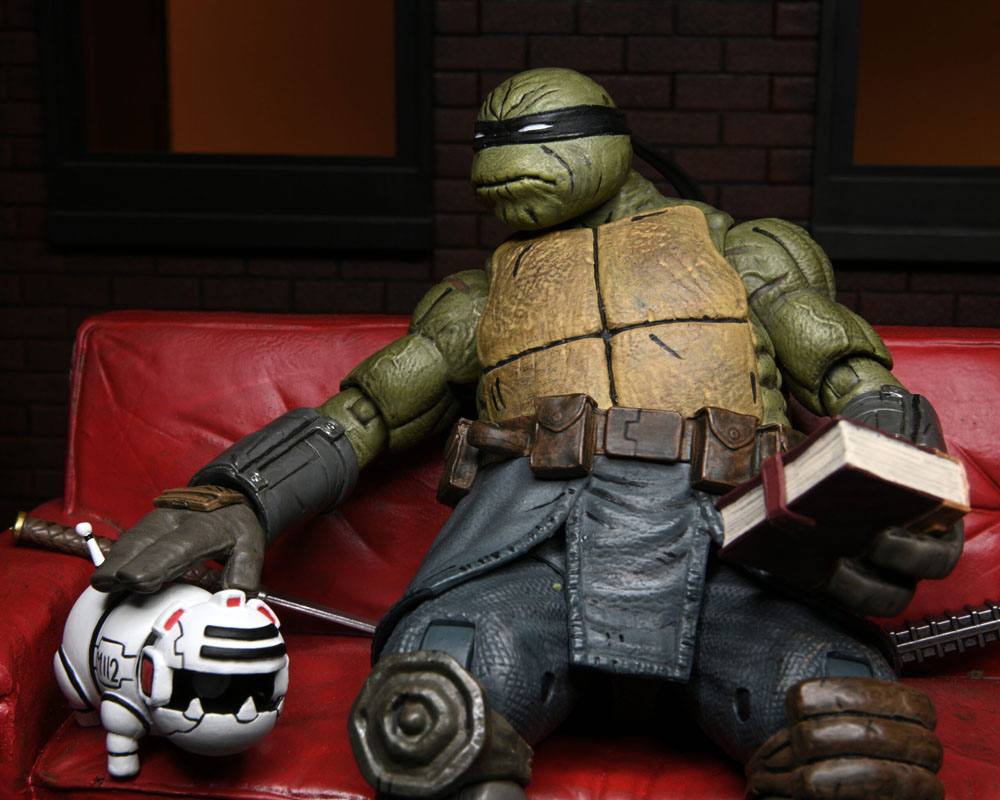 THE LAST RONIN (UNARMORED) – TEENAGE MUTANT NINJA TURTLES ULTIMATE FIGURA 18 CM (NECA – IDW COMICS)