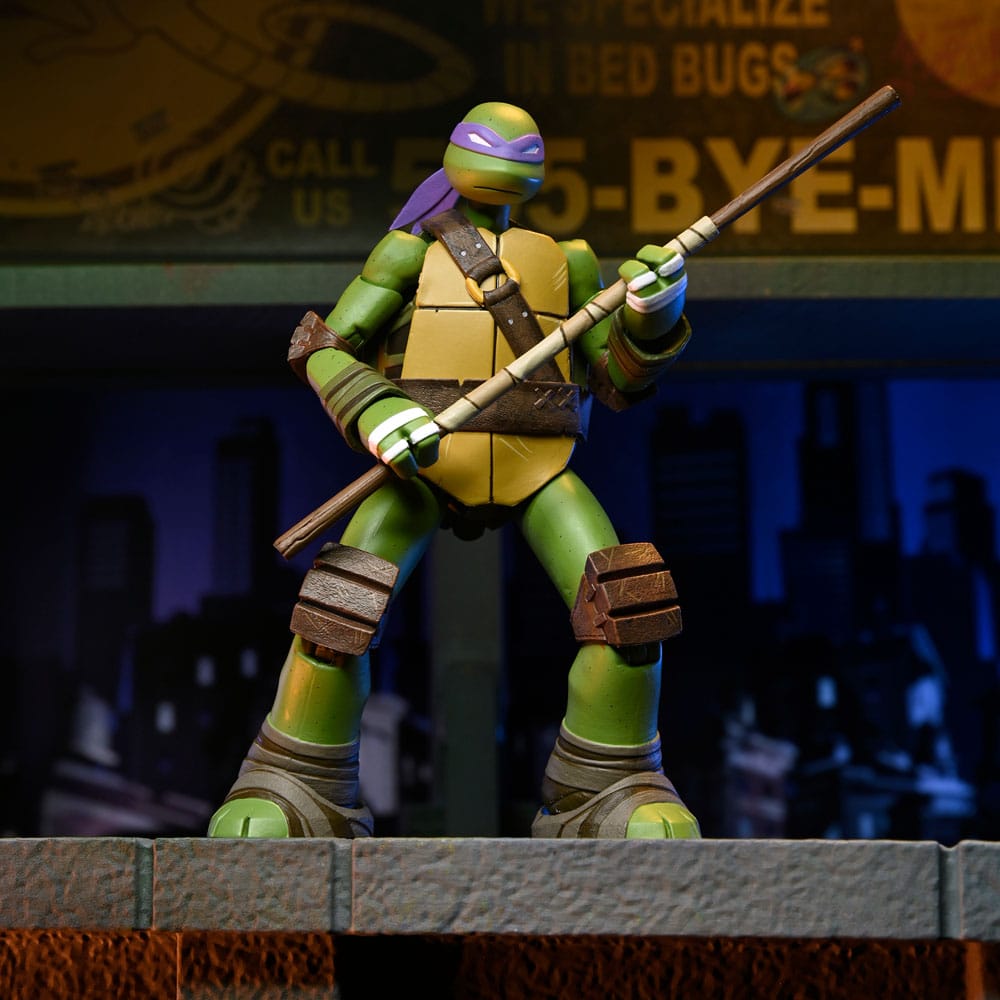 DONATELLO – LAS TORTUGAS NINJA ULTIMATE FIGURA 18 CM (NECA – SERIE TV 2012)