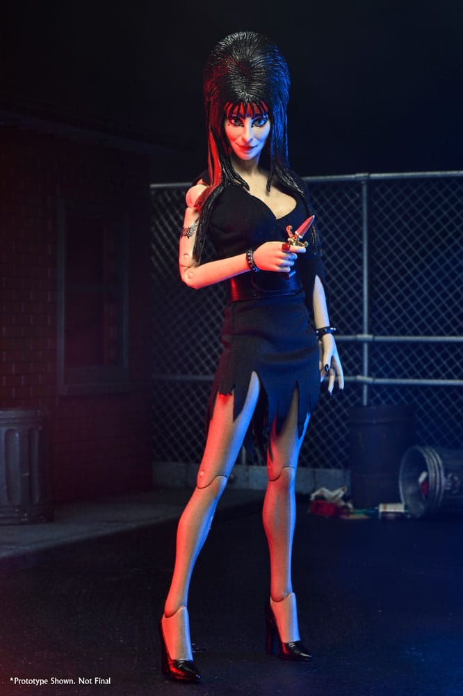 ELVIRA (CLOTHED COMMANDO) – ELVIRA, REINA DE LAS TINIEBLAS 20 CM NECA