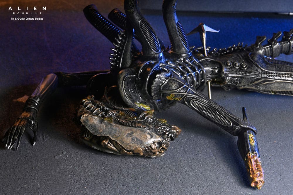 ALIEN ROMULUS – FIGURA NECA 1/6 – DELUXE SUSPENDED LAB XENOMORPH XX121