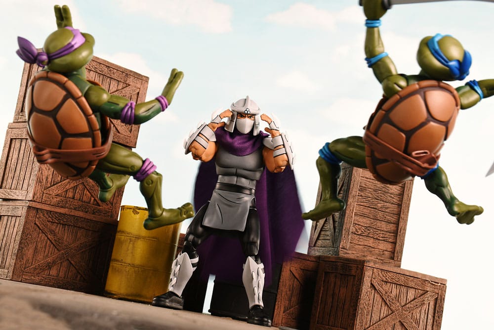 TEENAGE MUTANT NINJA TURTLES – FIGURA ULTIMATE SHREDDER (CLASSIC COLORS) (NECA – 18 CM)